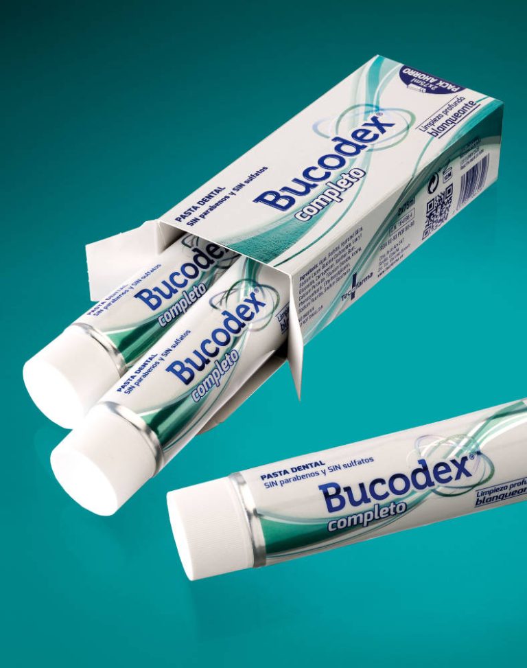 Tubo de dentífrico Bucodex con envase diseñado para sector farmacéutico
