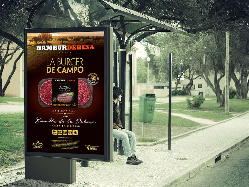Diseño de campaña comunicación Hamburdehesa La Burger de Campo marquesina día